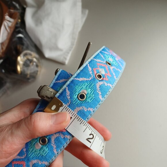 Vintage Southwestern Embroidered Belt, 29 - 32" - Picture 8 of 12